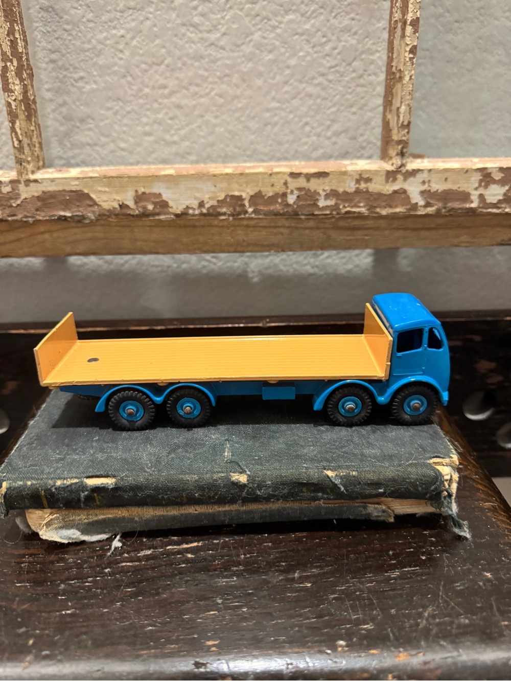 Vintage Dinky Supertoys 903 Foden Flat truck with Tailboard Blue & Orange